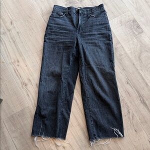 Women's Madewell Black Raw Hem Hem Jeans 26- perfect vintage wide leg crop Jean